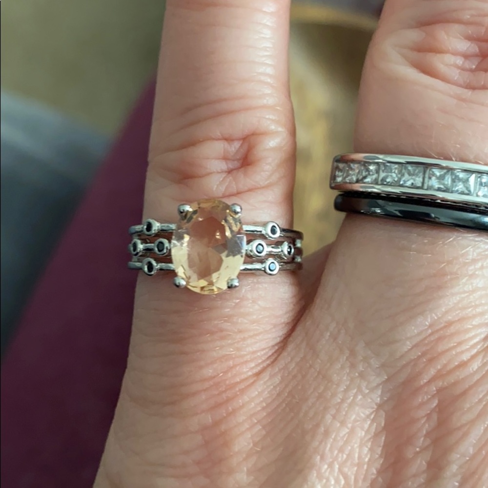 Morganite And Bezel Set Spinel Ring - Picture 12 of 15